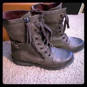 Roxy Lace-up Combat Boots